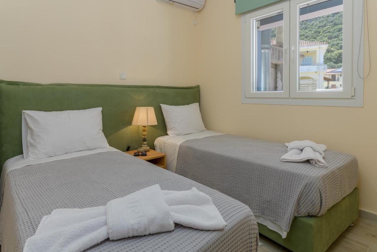 Bigblue Luxury Apartments Poros  Buitenkant foto