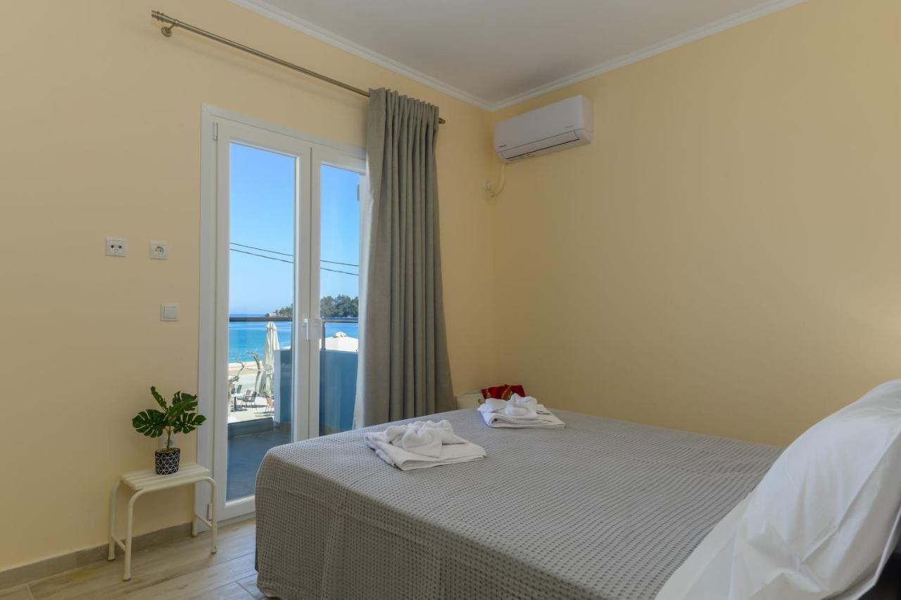 Bigblue Luxury Apartments Poros  Buitenkant foto